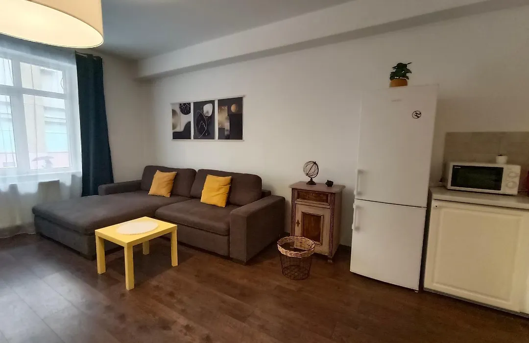 Pif Apartments Sadoveanu-1